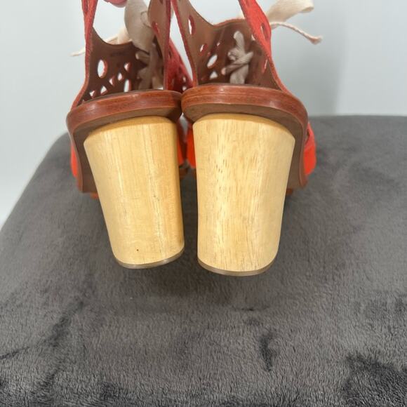 Leifsdottir by Anthropologie Cutout Leather Riika Heeled Sandals - Picture 10 of 11